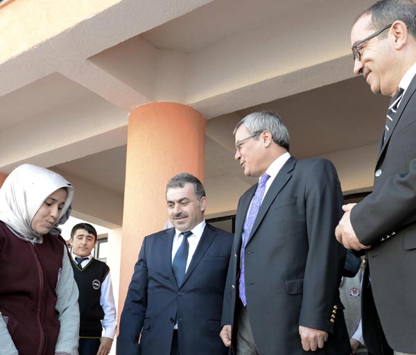 Vali Deniz Anadolu İmam Hatip Lisesinde