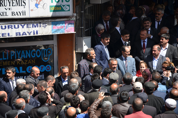 Ardahan AK Partide coşkulu karşılama