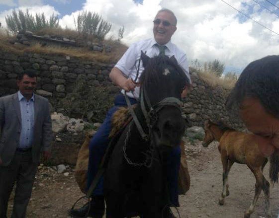 Öğüt, Köy ve yaylaları At ile dolaşıyor