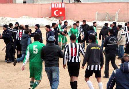 Ardahan Amatör Ligde Yumruklar Konuştu