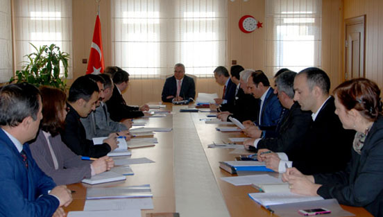 Vali Deniz'den uyarı, Yarım iş bırakmayın!