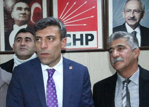 Ardahan CHP'de Öztürk Yılmaz mutluluk yaşattı