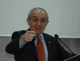 AK Parti Başkanına hakaret etti, Hastanede işe alındı!