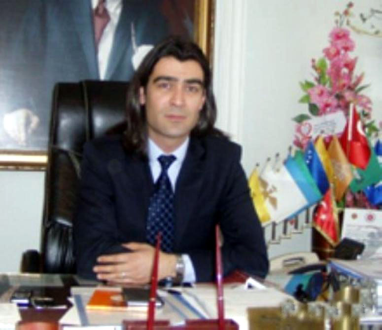 Başkan Demirci, Ardahan gerekli yatırımı alıyor