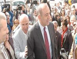 Tekin: Mutsuz bir Türkiye, mutlu bir iktidar var!