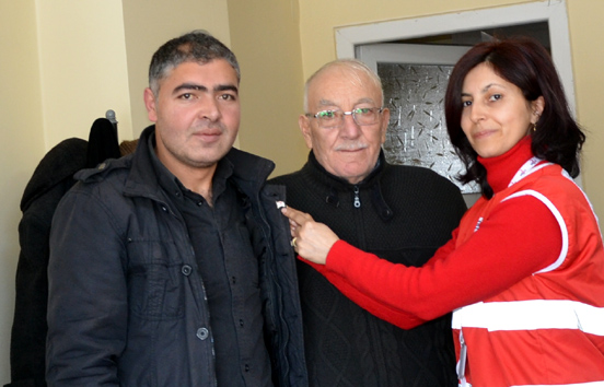 Kızılay Başkanı Ballı Gazetecileri unutmadı