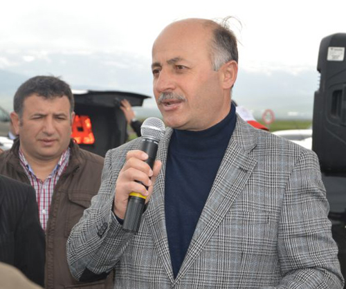 Vali Azizoğlu, Ardahan hizmetin en güzelini hak ediyor