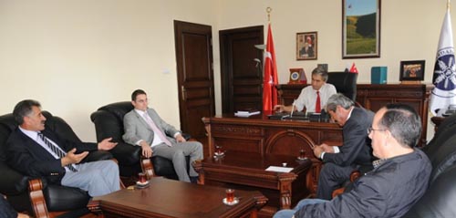 Göle Kaymakamı ve Belediye Başkanından Üniversite&#8217;ye anlamlı ziyaret