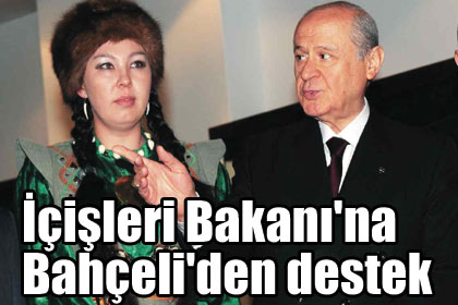 Açılım zırvasıyla meşgul olan önceki bakandan başarılı