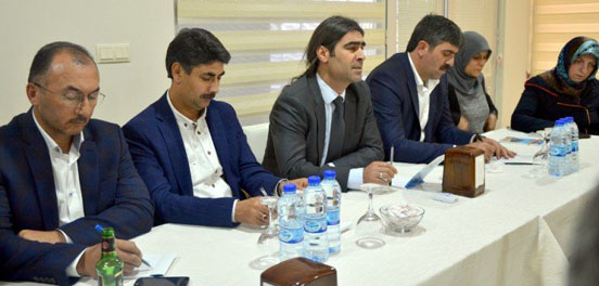 Ardahan AK Parti'de seçim öncesi moraller bozuk