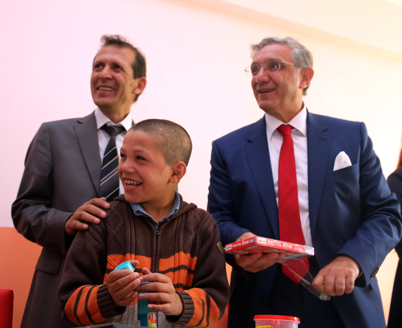 ARÜ'den engellilere eğitim veren kurumlara ziyaret