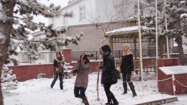 Ardahan beyaz örtüsüne kavuştu!