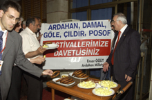 Ensar Öğüt Bakan&#8217;a rüşvet önerdi