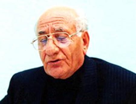 Dursun Akçam 9.'cu yılında anılıyor