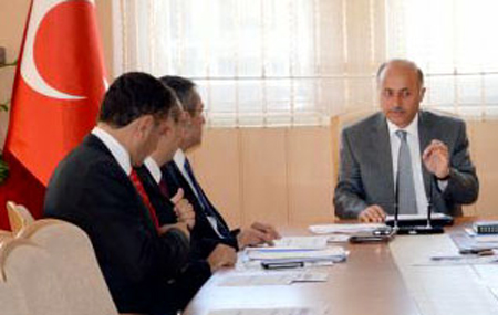 Vali Azizoğlu, hareketlilik istedi!