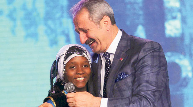 150 ülkeye gittim, Türk okullarıyla gurur duydum