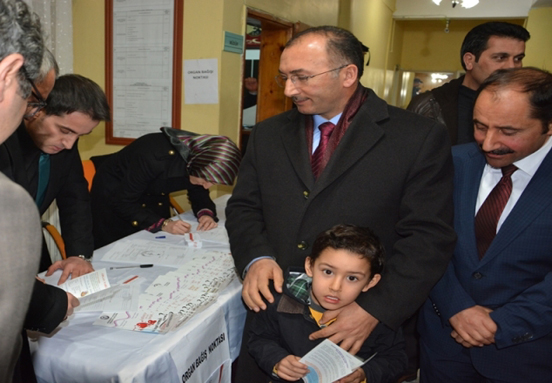 80. Yıl Anadolu Lisesi, Akif'i unutmadı
