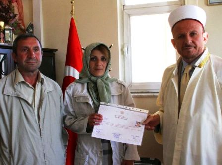 Gürcü Kadın Müslümanlığı Seçti