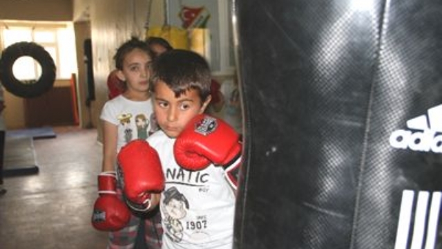Ardahan'da Yaz Spor Okulları Açıldı