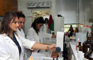 Ardahan'da ki sahte kömürleri Isparta Belediyesi analiz ediyor