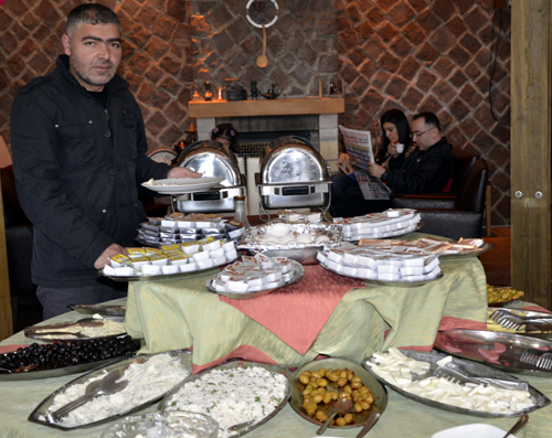 Ardahan'ın lezzetleri Van kahvaltısına rakip çıktı