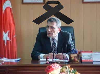 SİYAH KURDELE EN ÇOK KİME YAKIŞIR ?