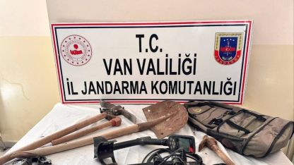 Van’da kaçak kazı yapan 2 kişiye adli işlem yapıldı
