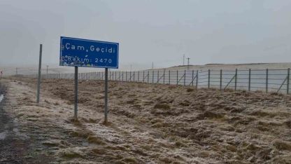 2470 rakımlı Sahara Geçidi’nde kar yağışı başladı