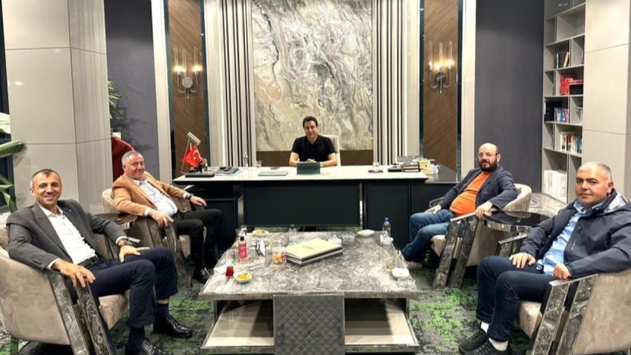 Ağrılı iş insanı Halis Kahriman Serhat Ardahanspor’a destek sözü verdi