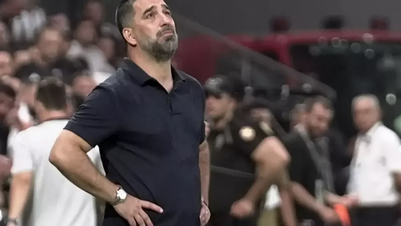 Arda Turan 90+4&#039;te yıkıldı