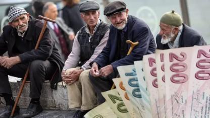 Bankaların emekli promosyon yarışı hız kazandı! İçlerinden biri 32 bin TL'ye kadar çıktı