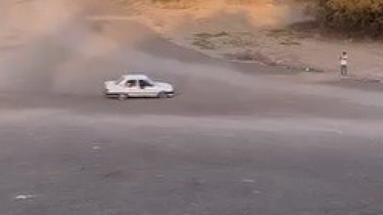 Biri drift attı, diğeri onu kayda aldı