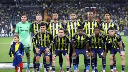 Fenerbahçe'de 12 futbolcu Samandıra'dan ayrıldı