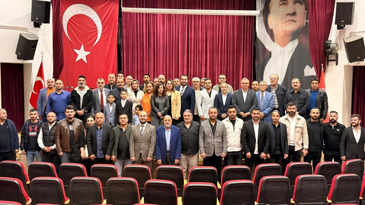 İzmir Ardahan Dernekleri Federasyonu’nda tarihi kongre