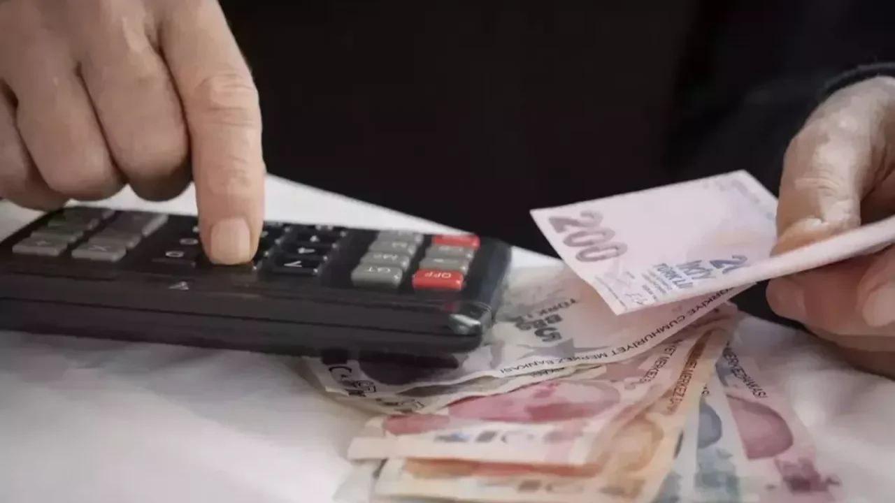 Kurnazlık yapan emeklilere kötü haber: O parayı faiziyle geri ödeyecekler
