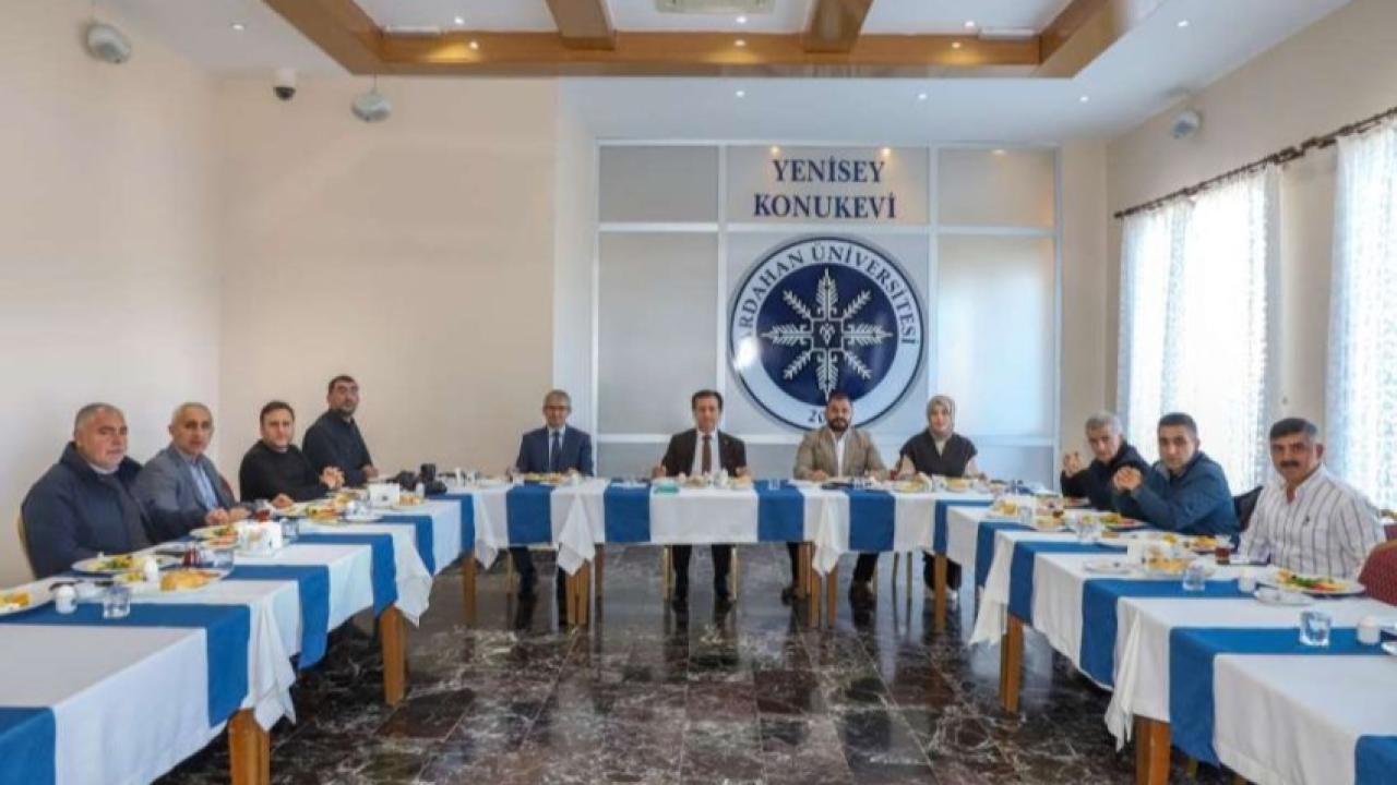 Rektör Eminoğlu, yerel basınla bir araya geldi