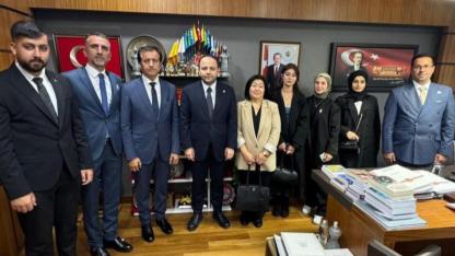 Rektör Emiroğlu, Milletvekillerini ziyaret etti