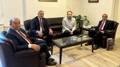Vekil Koç'tan TOKİ ziyareti
