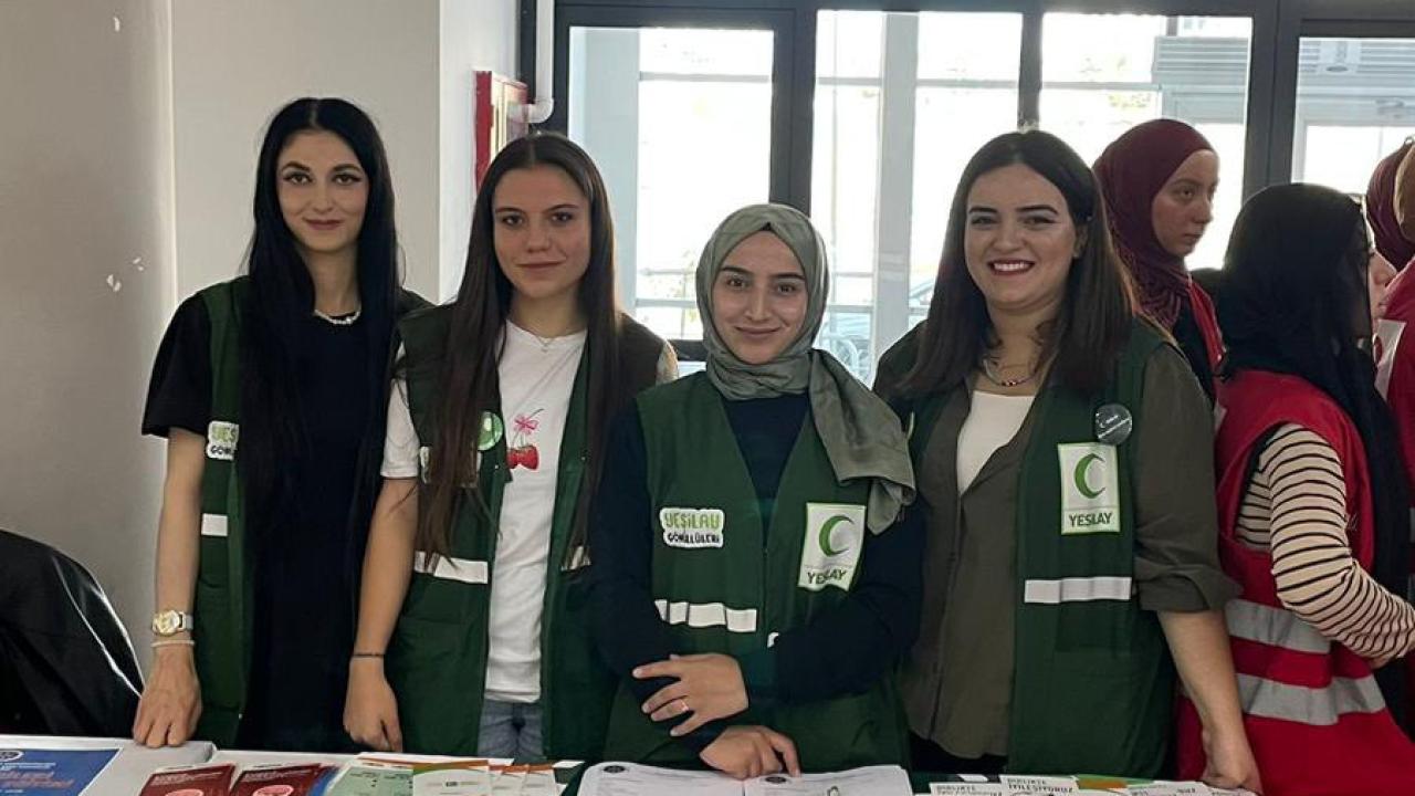 Yeşilay&#039;dan Kampüste farkındalık standı