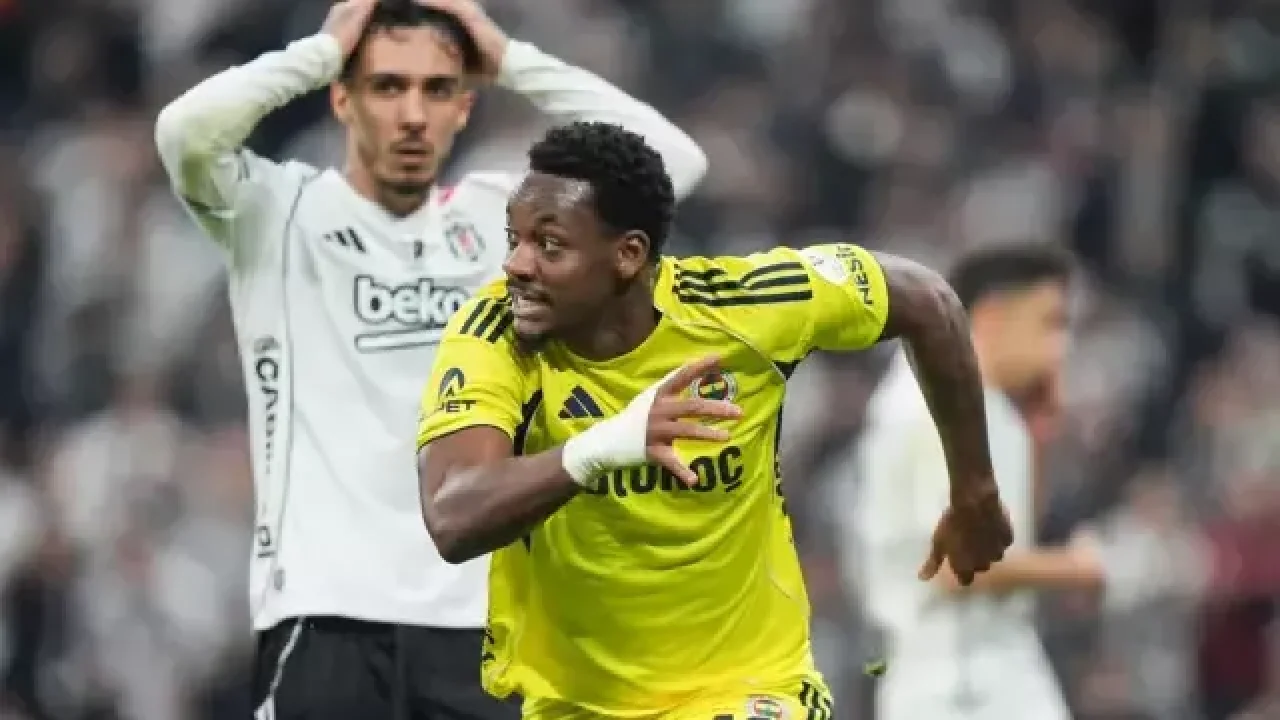 5 gol, 2 kırmızı kart! Tarihi derbide Fenerbahçe 2-0&#039;dan geri dönerek Beşiktaş&#039;ı devirdi