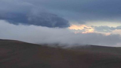 Yüksek kesimlere sis çöktü