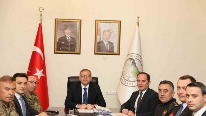 Kars’ta İl Güvenlik ve Asayiş toplantısı