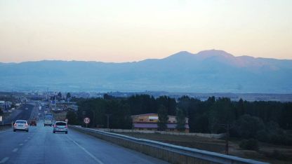 Karayollarında hız tabelalarına ayar