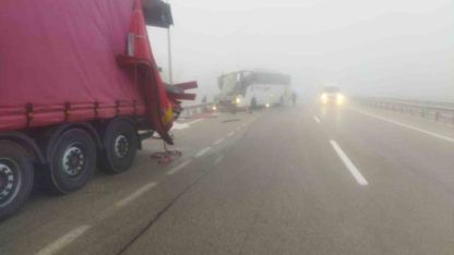Erzurum’da yoğun sis kazaya sebep oldu
