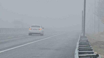 Bitlis’te yoğun sis etkili oldu: Görüş mesafesi sıfıra düştü