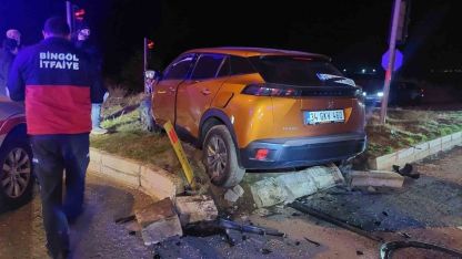 Bingöl’de trafik kazası: 4 yaralı