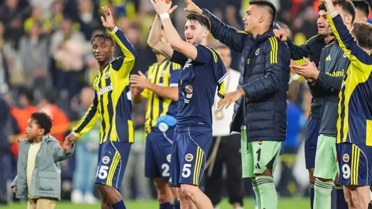Aralarında Fenerbahçe&#039;de var! UEFA Avrupa Ligi&#039;nde play-off turuna kalacak takımlar açıklandı
