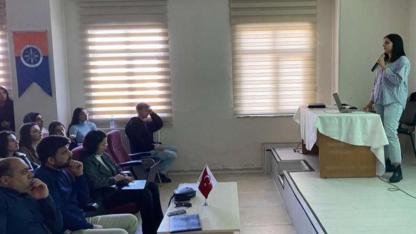 ARÜ öğrencilerine proje yazma eğitimi verdi