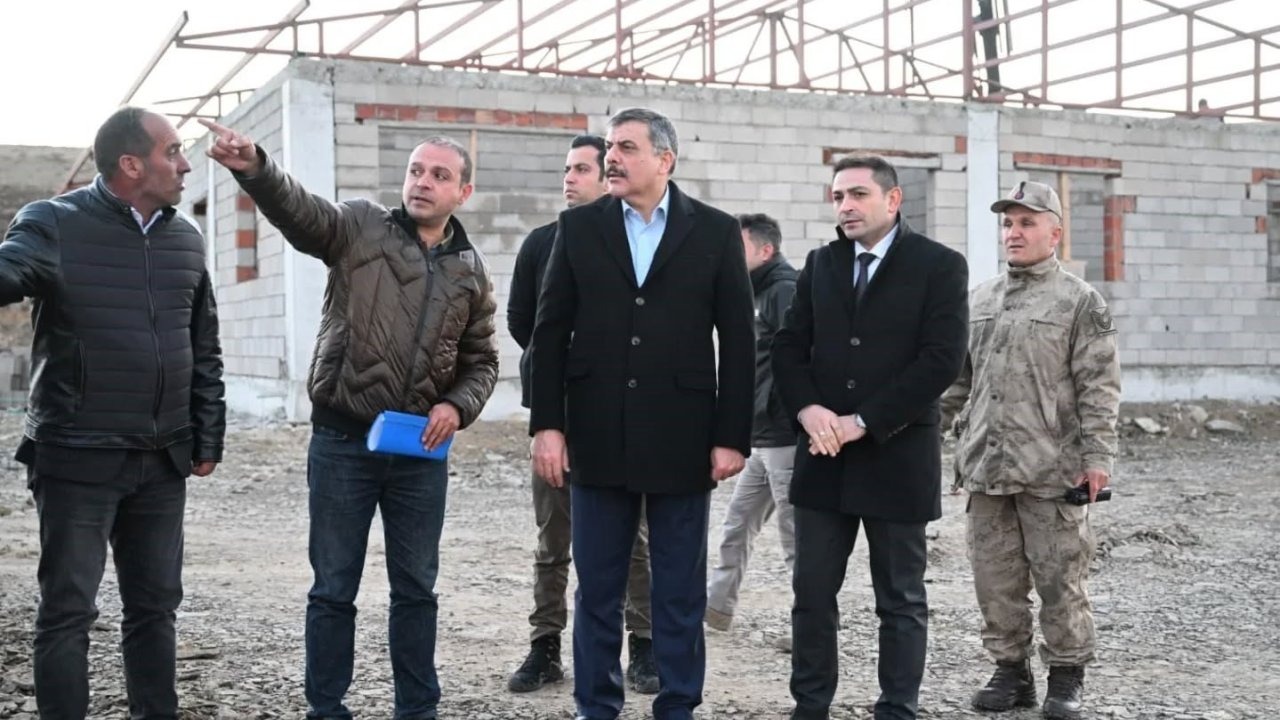 Aziziye’de 200 hayvan için barınak yapılıyor