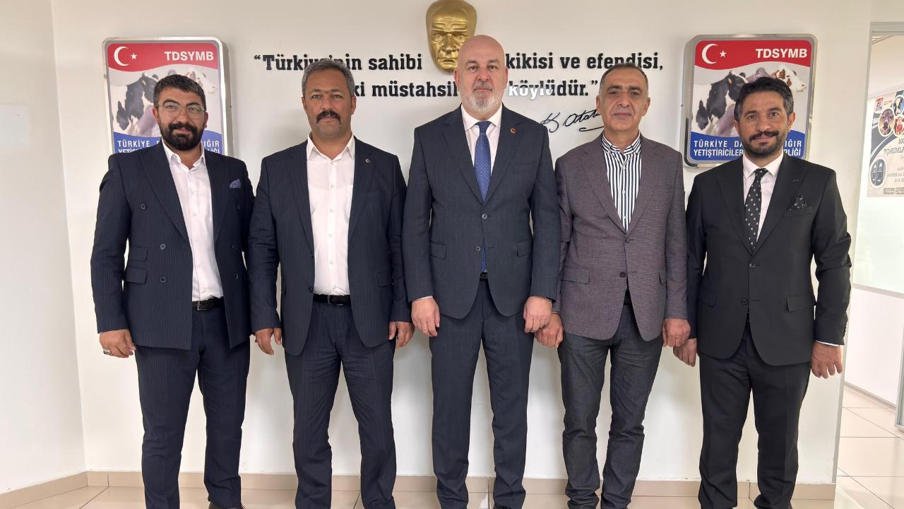 Başkan Sarıkaya, hayvancılık sorunlarını görüştü
